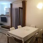 Plavia Biograd Konukevi