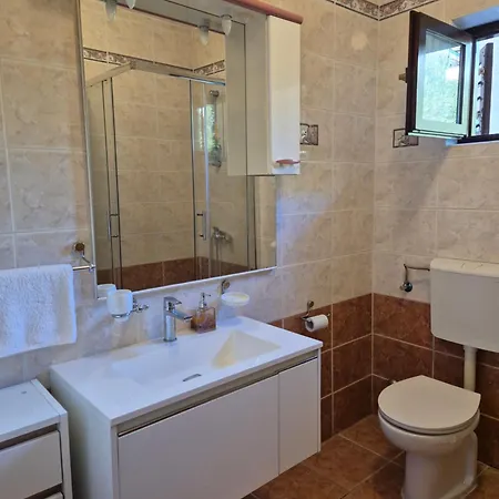 Plavia Biograd Guest house