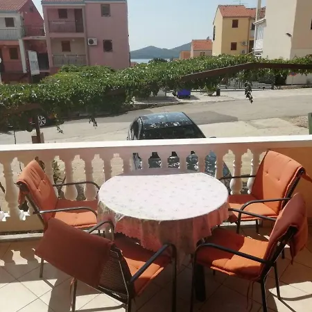 Plavia Biograd Guest house