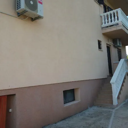 Plavia Biograd Biograd Na Moru