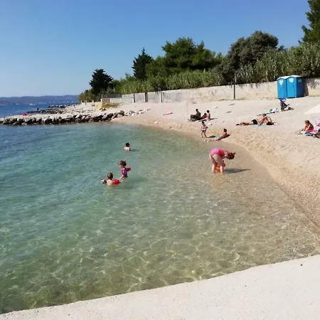 Plavia Biograd Guest house