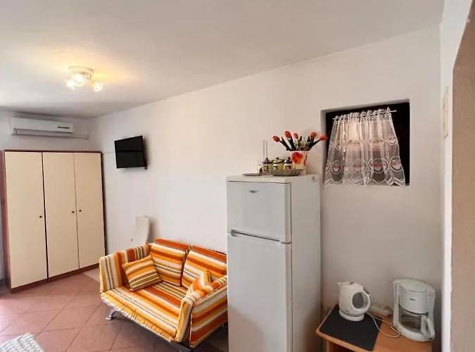 Plavia Biograd 3* Биоград-на-Мору