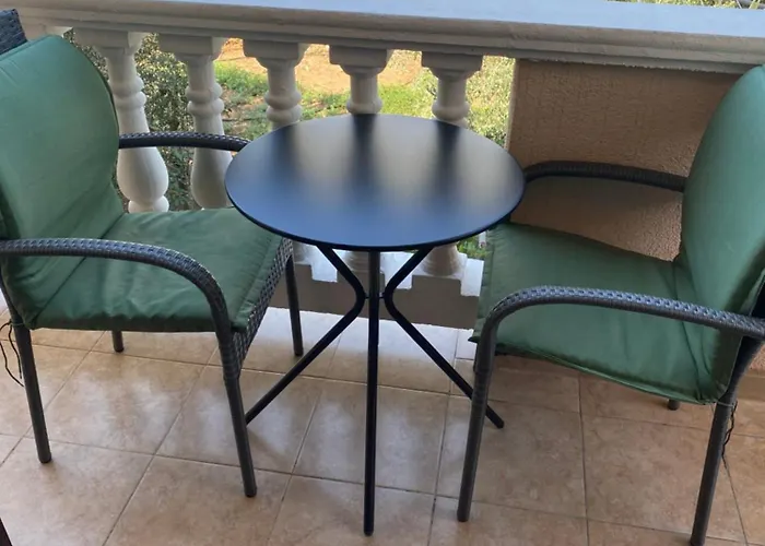 בית הארחה Plavia Biograd 3*