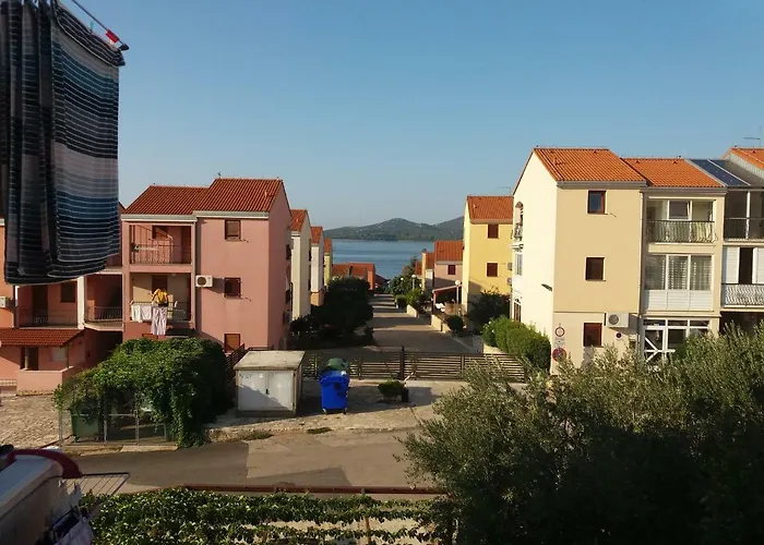 Plavia Biograd Biograd Na Moru