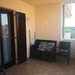 Plavia Biograd בית הארחה