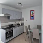 Plavia Biograd Pensión 4*
