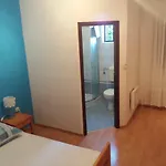 Plavia Biograd בית הארחה