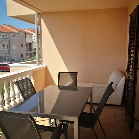 Plavia Biograd 4*