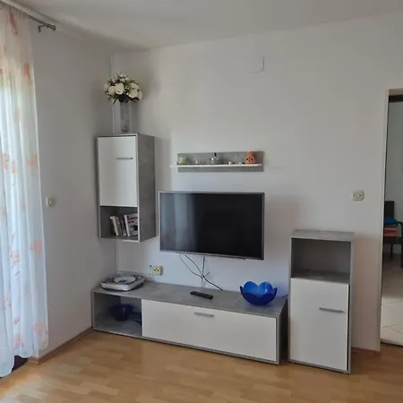 Plavia Biograd 4*