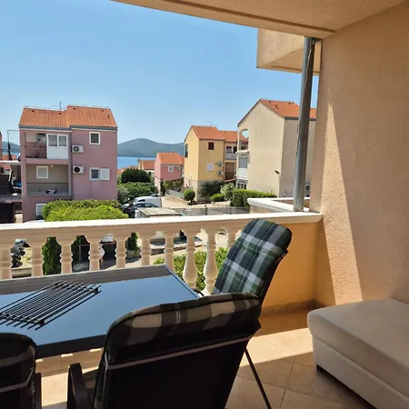 Plavia Biograd Casa de hóspedes Biograd Na Moru