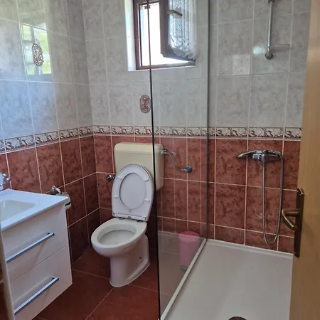 Plavia Biograd בית הארחה ביוגראד נה מורו