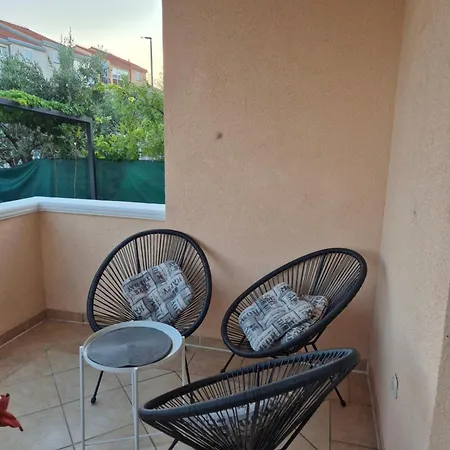 Plavia Biograd בית הארחה ביוגראד נה מורו
