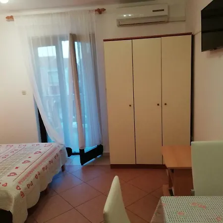 Affittacamere Plavia Biograd Biograd Na Moru