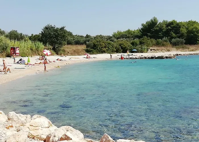 Plavia Biograd Penzion